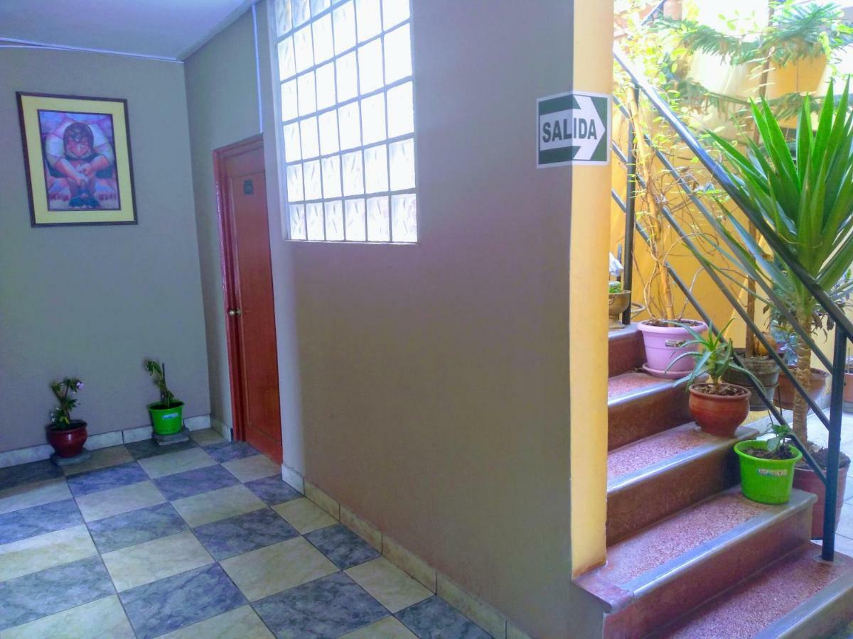 Casa Blanca Hospedaje Huamancaca Exterior foto