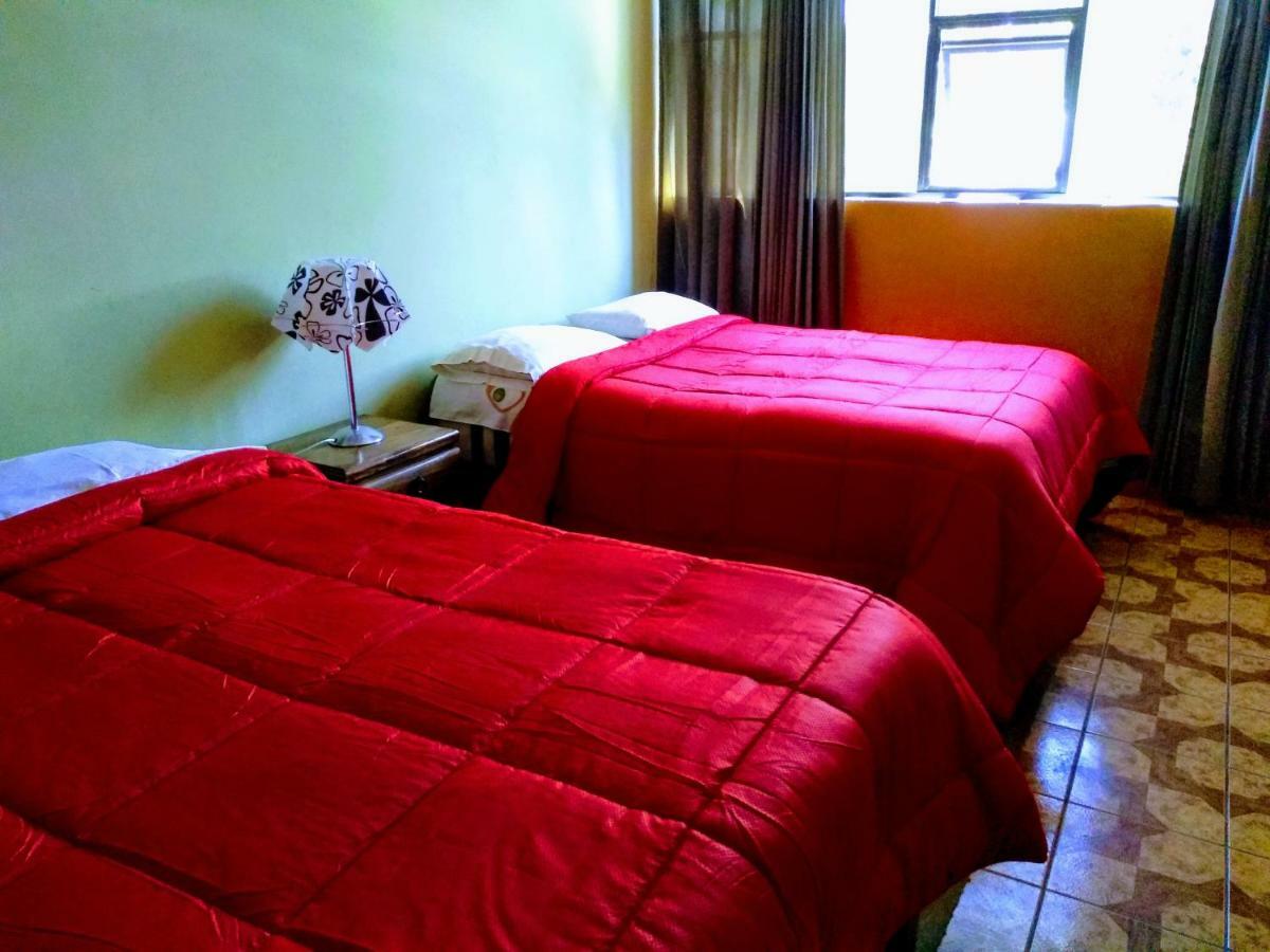 Casa Blanca Hospedaje Huamancaca Quarto foto